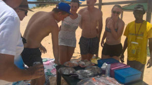 kululeku_Volunteer_Africa_Bazaruto_lunch