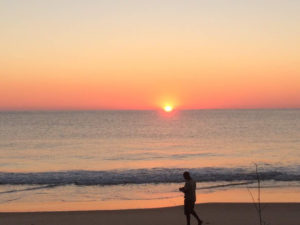 kululeku_Volunteering_Mozambique_Vilanculos_Beach_sunset