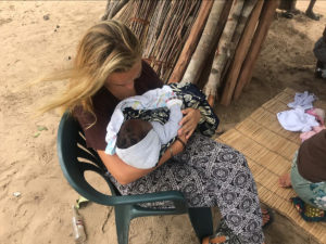 volunteering_Africa_Mozambique_kululeku_sponsorship_baby