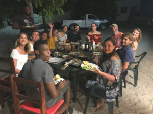 Freiwilligenarbeit_Afrika_Mosambik_Vilanculos_Home_grillen