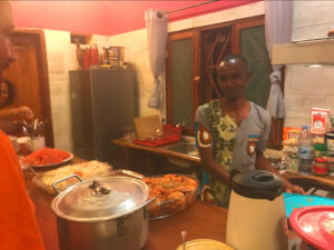 kululeku_volunteer_Afrika_Mozambique_help_Freiwilligenarbeit_dinner