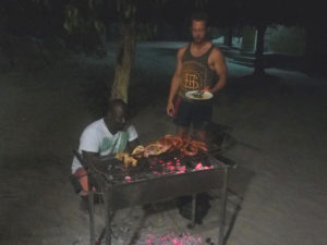 kululeku_volunteering_Africa_Mozambique_house_barbecue