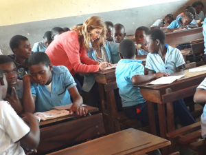 kululeku_volunteering_Africa_teaching_Eva