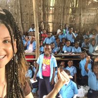 volunteers_Africa_Mozambique_Vilanculos_teaching_english2